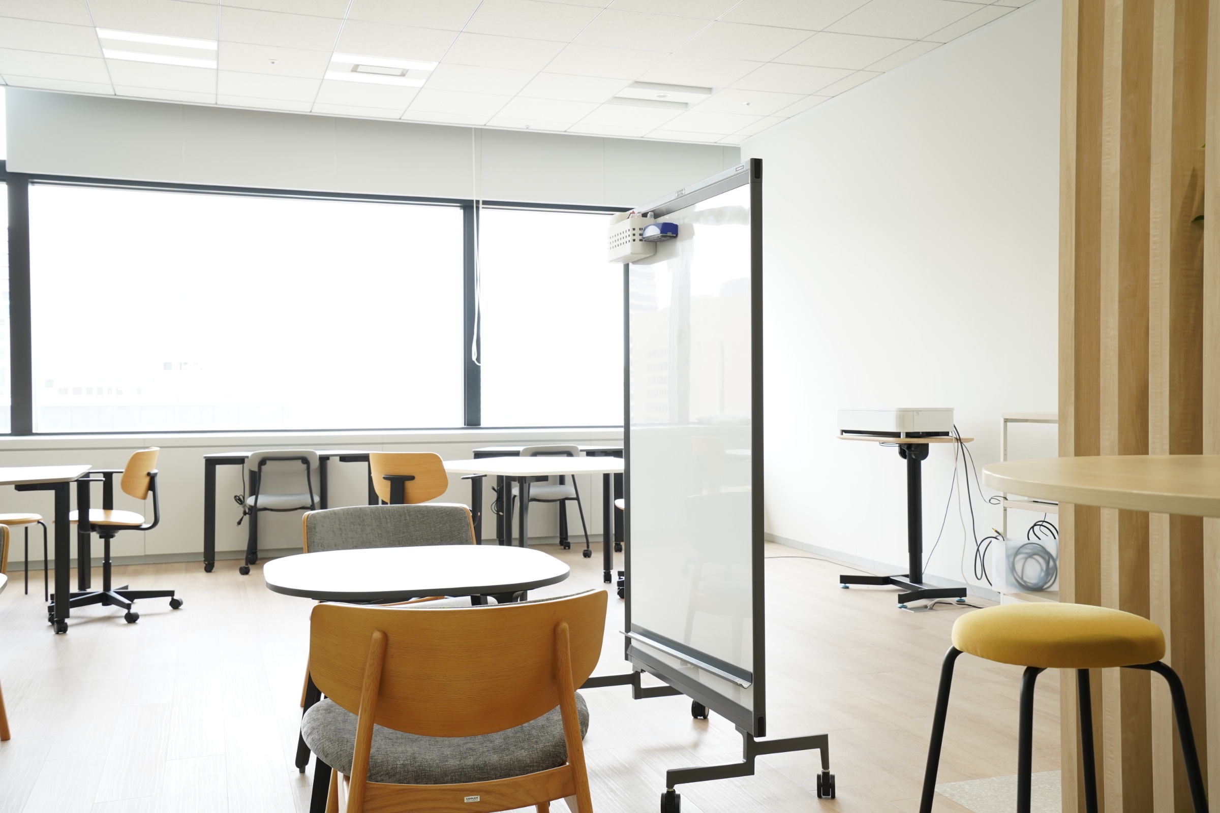 エントランスに隣接する作業スペース